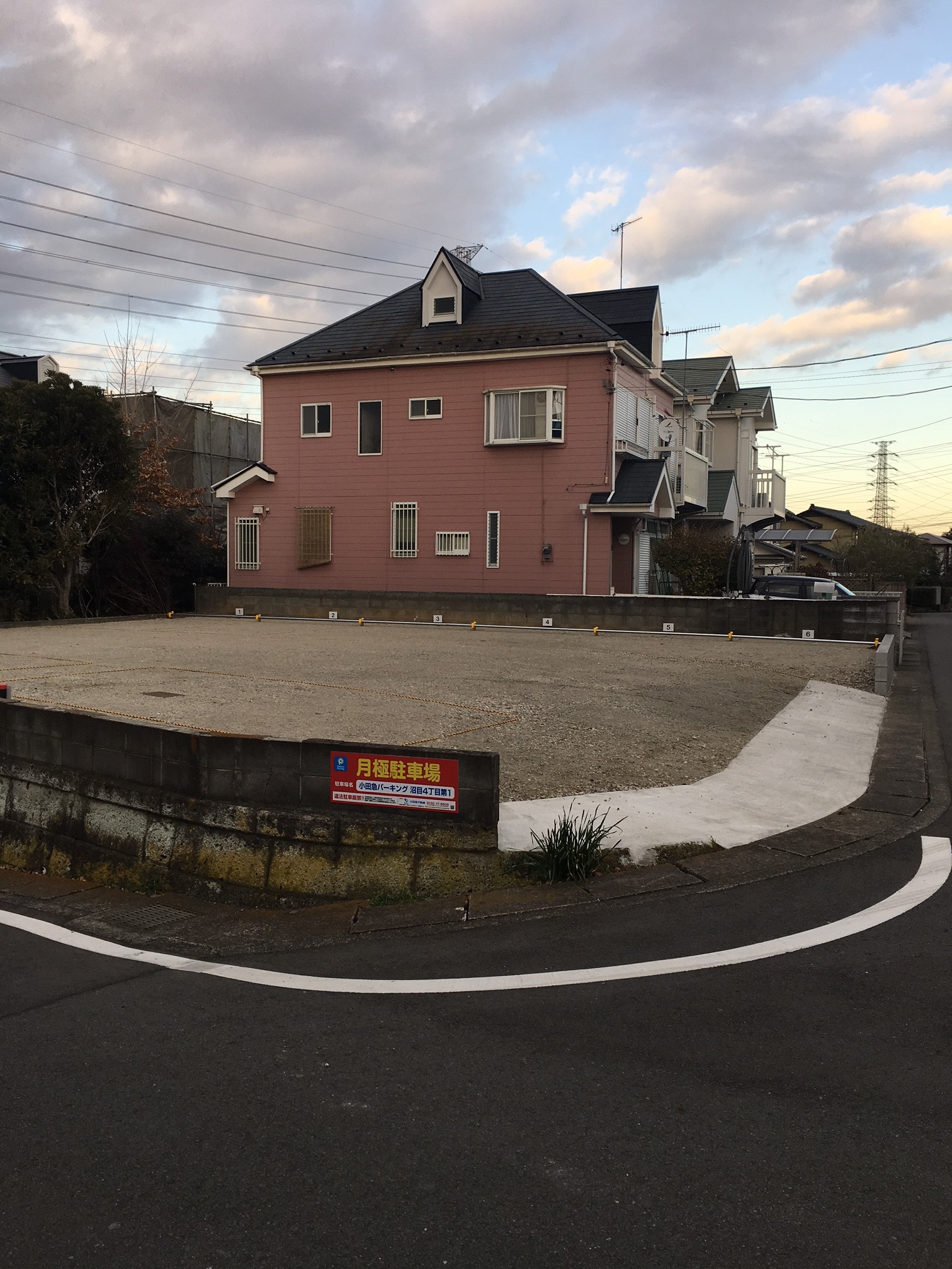 小田急パーキング沼目4丁目第1_小田急パーキング（駐車場）